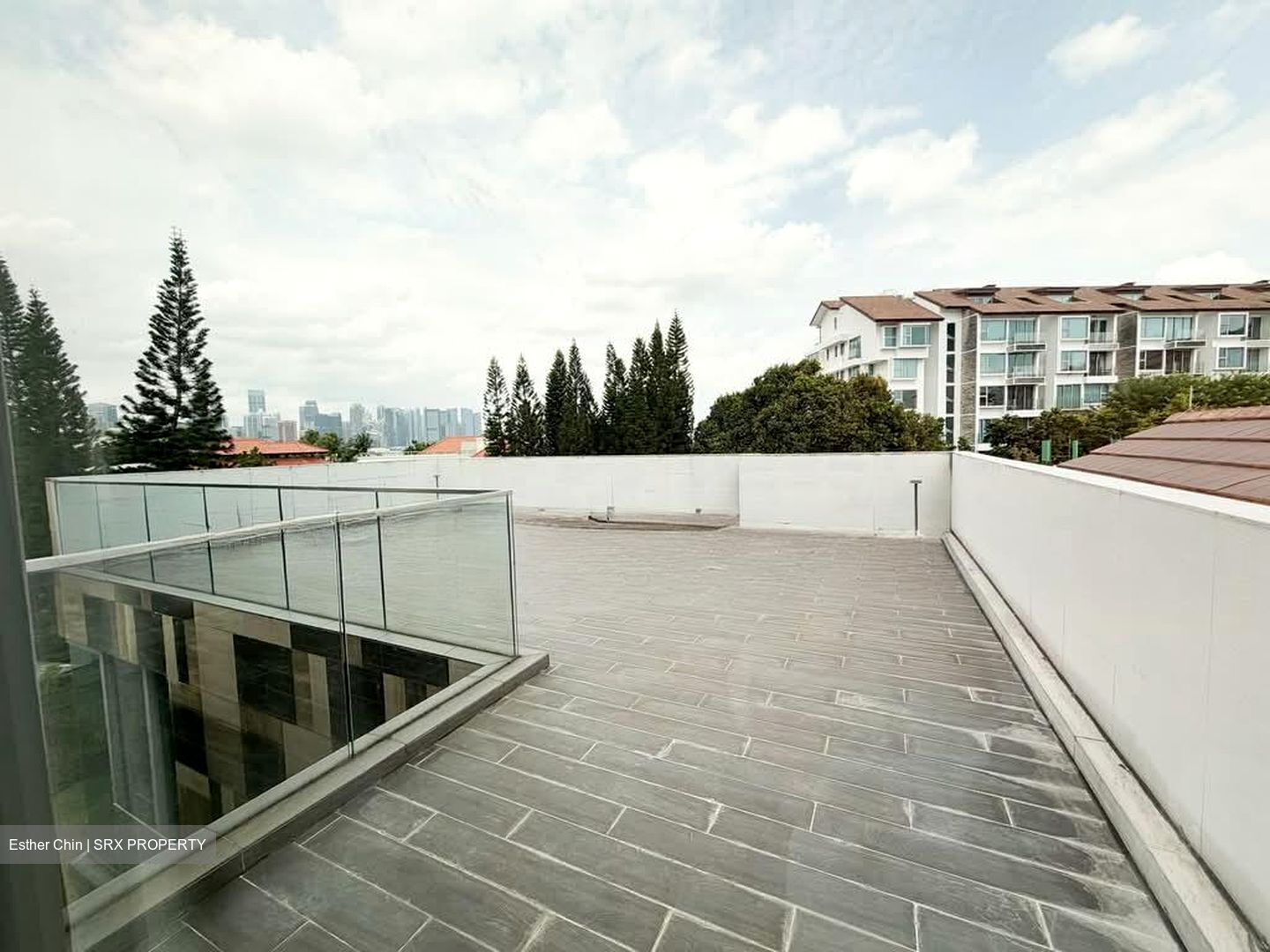 Ocean Drive (D4), Detached #526786611